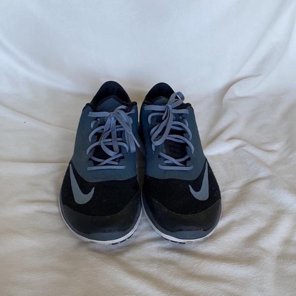 Nike frees size 9 black and grey - Picture 1 of 4